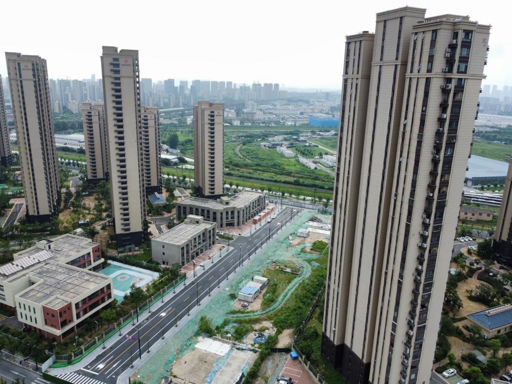 20230823104933567 弘泰西路完工!City Walk又添了一条新路径