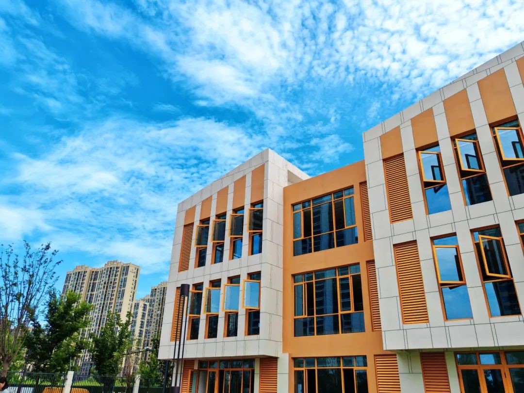20230828040430207 新区沿江街道兰新路幼儿园将于秋季开园